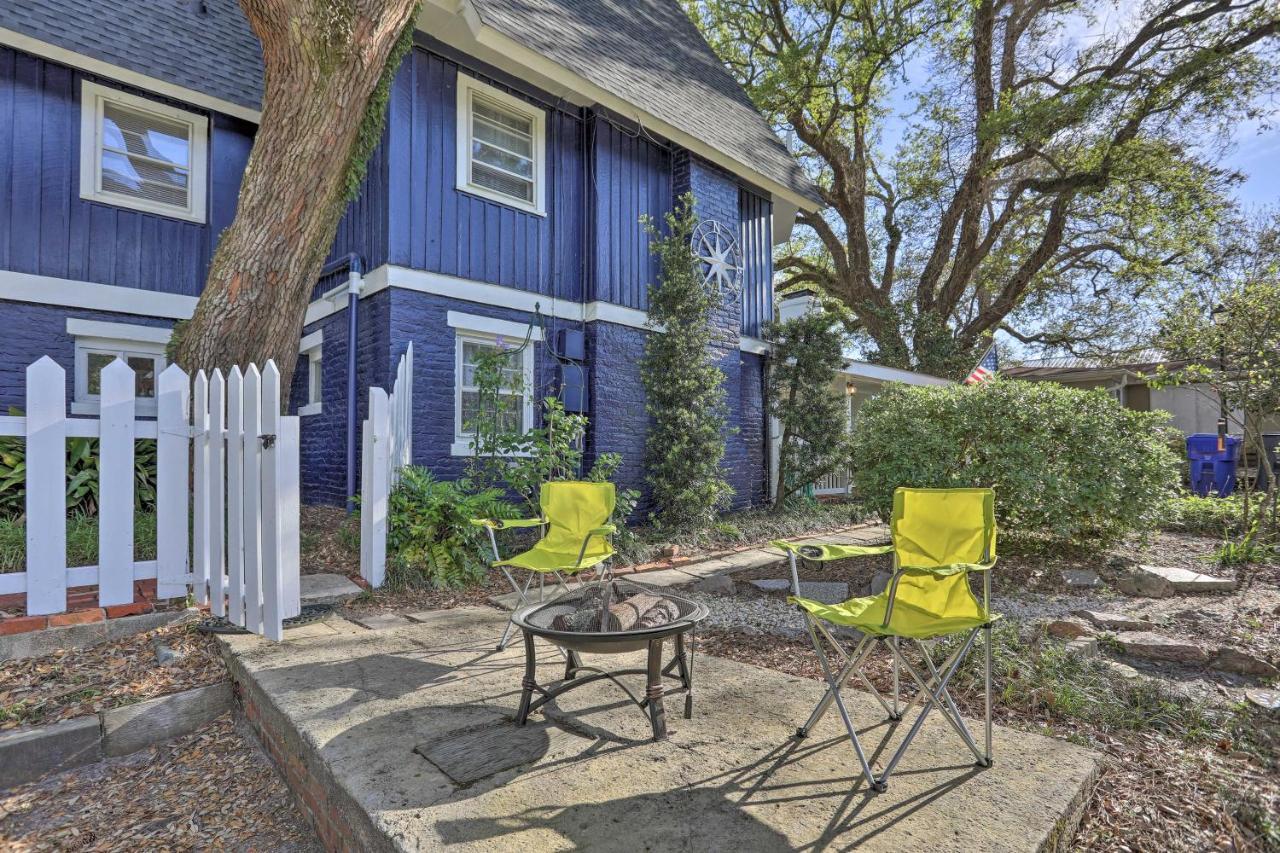 Coastal, Walkable Home In Historic Southport! Exterior photo